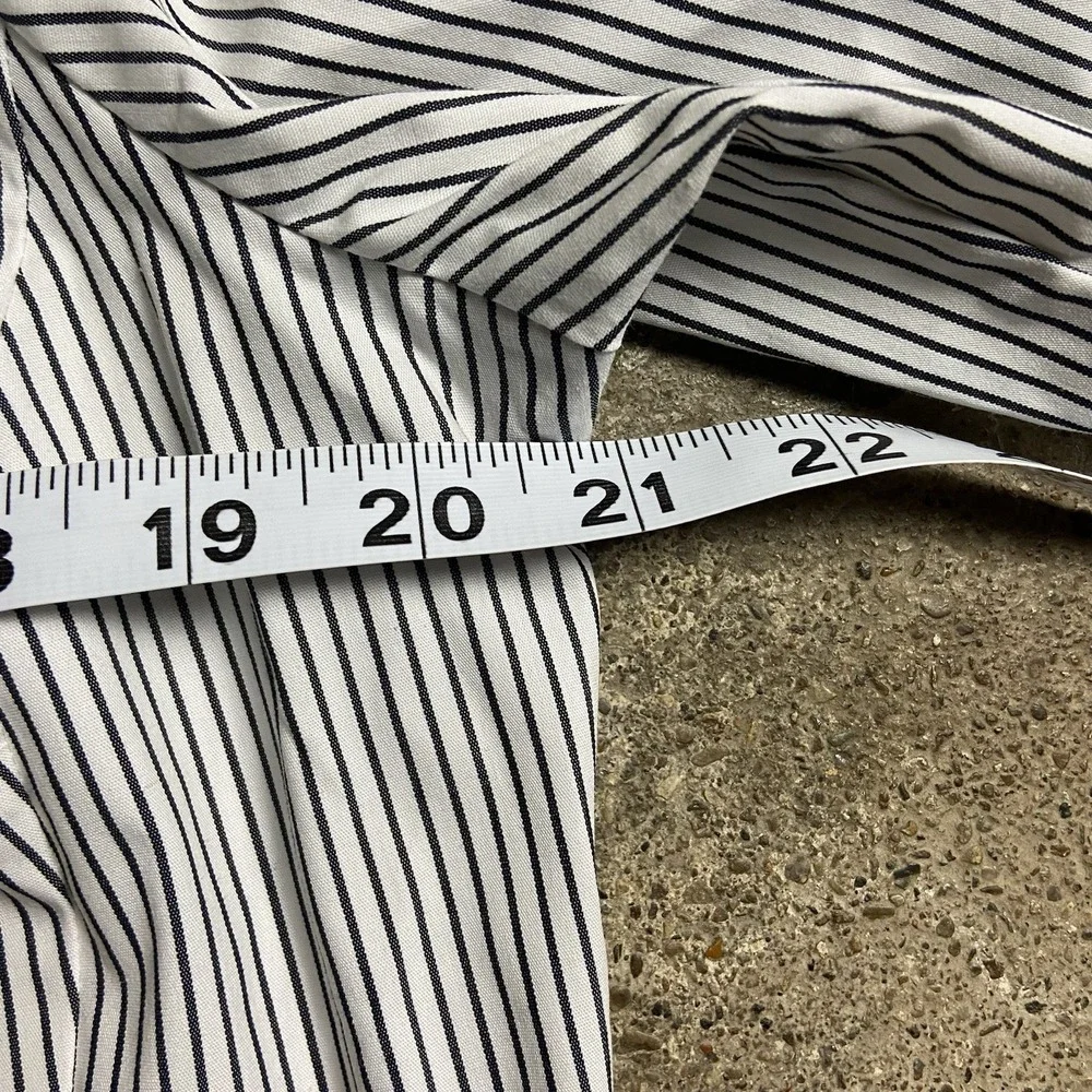 NWT Worthington Button Down Shirt Women's Size Medium White Pinstripe Pattern